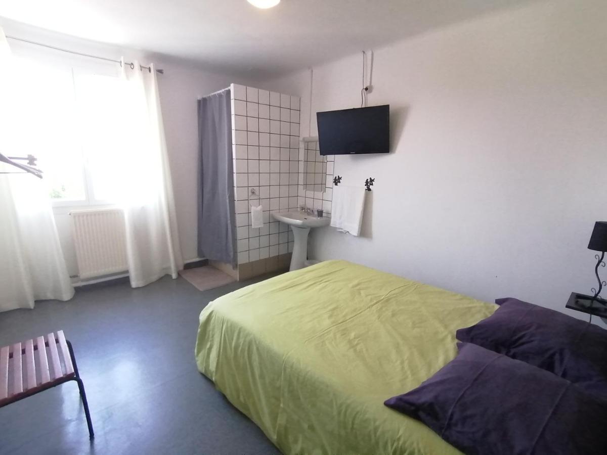 Auberge De La Petite Hutte Codolet Dış mekan fotoğraf