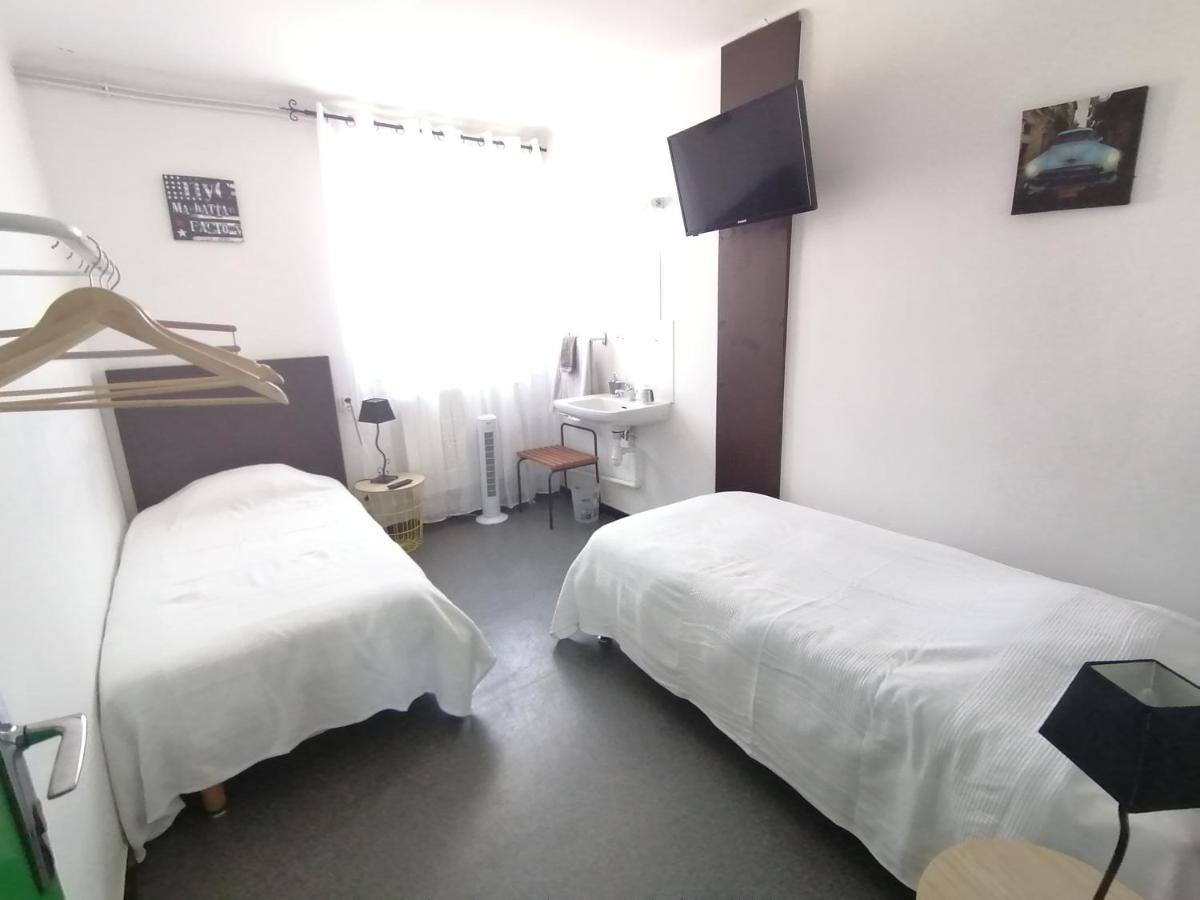 Auberge De La Petite Hutte Codolet Dış mekan fotoğraf