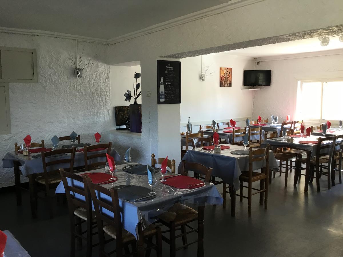 Auberge De La Petite Hutte Codolet Dış mekan fotoğraf